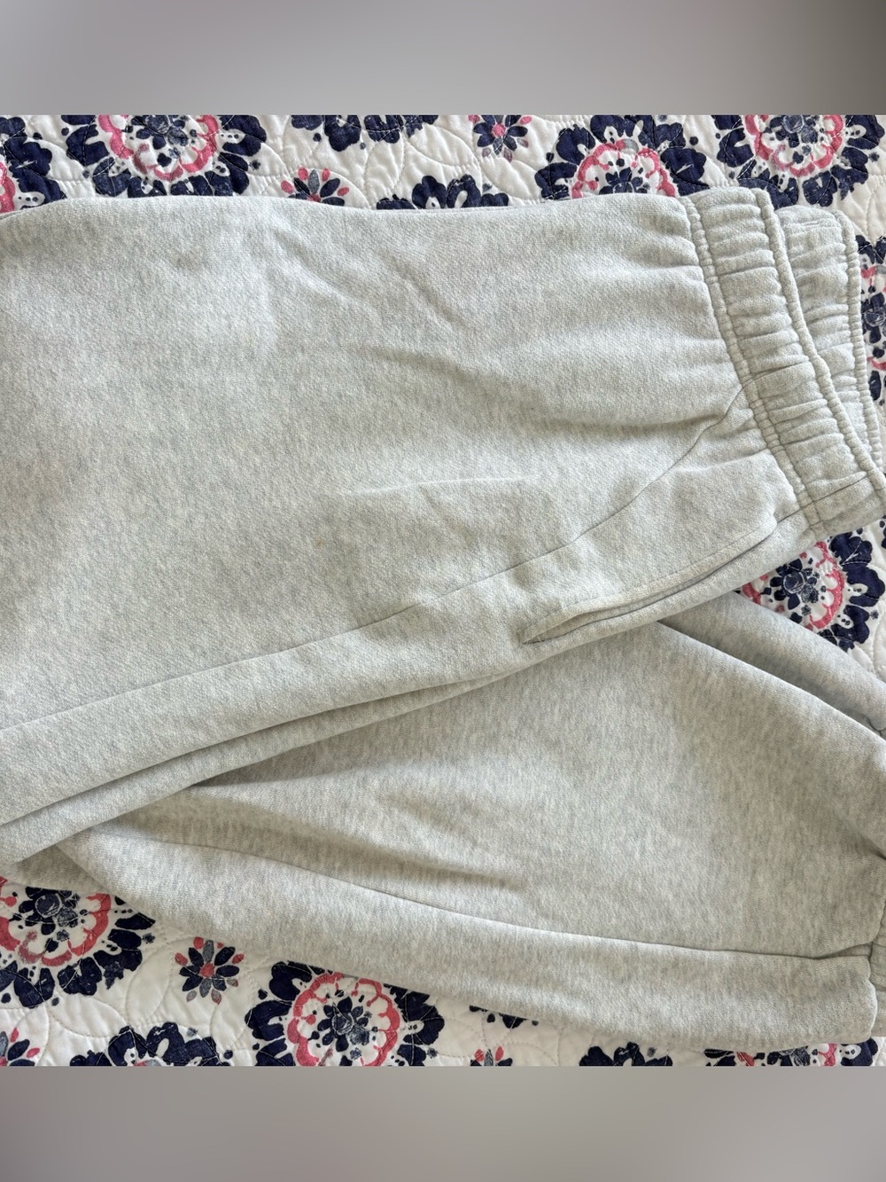 Lululemon Scuba sweat pants Heather Gray size Small